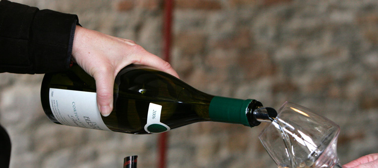 BIVB / BERNUY J.L.  Bourgogne wine service