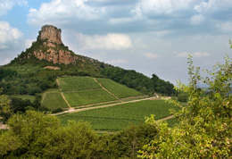 The roche de Solutré © BIVB / ARMELLE PHOTOGRAPH