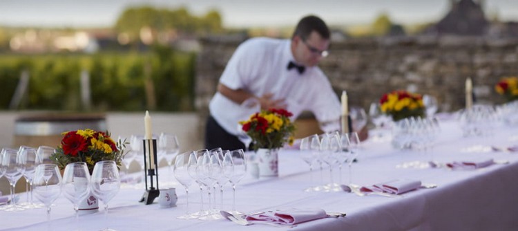 Lunch is ready at the Clos de Vougeot !