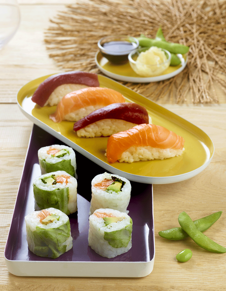 Salmon sushi, rolls