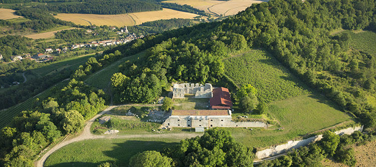 Vue sur Curtil-Vergy en Bourgogne - © BIVB / Aurélien Ibanez